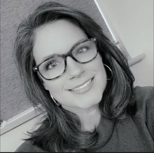 Meet your Posher, Janelle